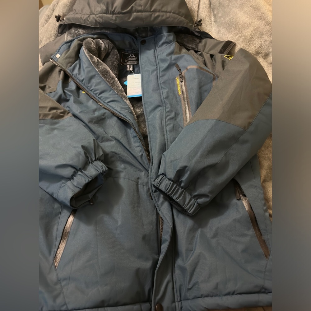 MAGCOMSEN Men's Winter Coats Water Resistant Ski Snow Jacket/ L